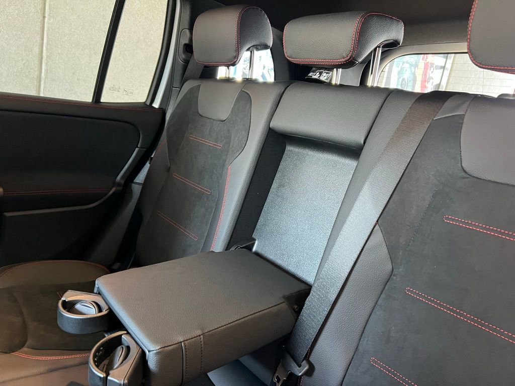 Certified 2025 Mercedes-Benz GLB 250 4MATIC image 27