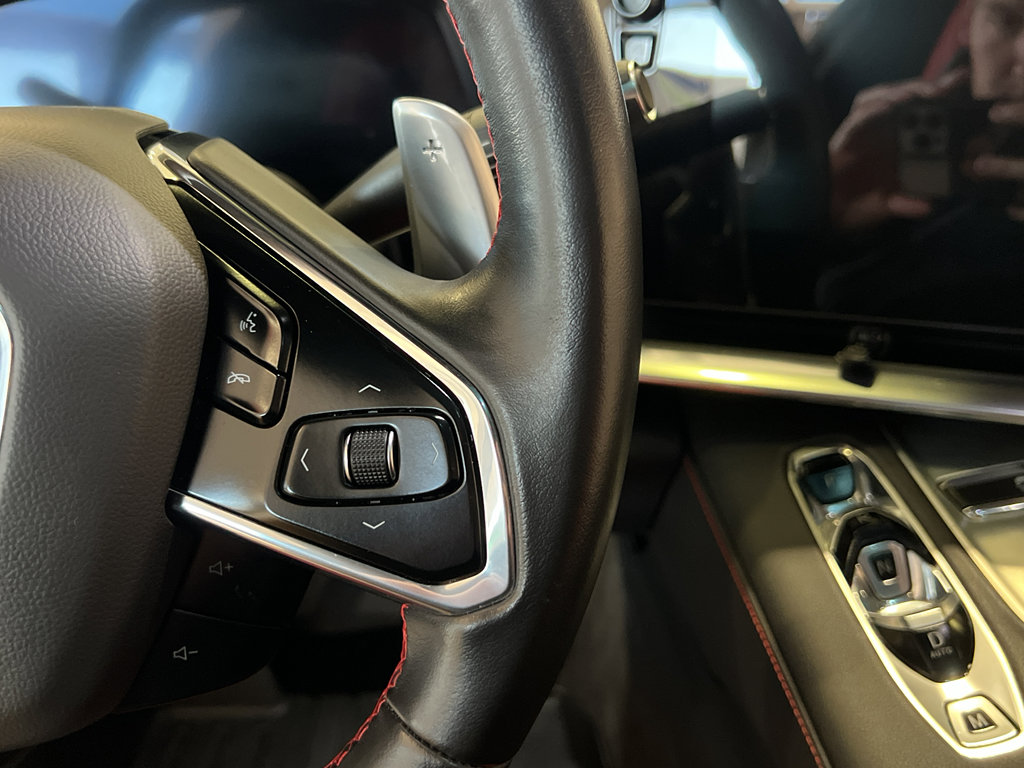 Used 2022 Chevrolet Corvette Stingray Coupe w/ 1LT image 36