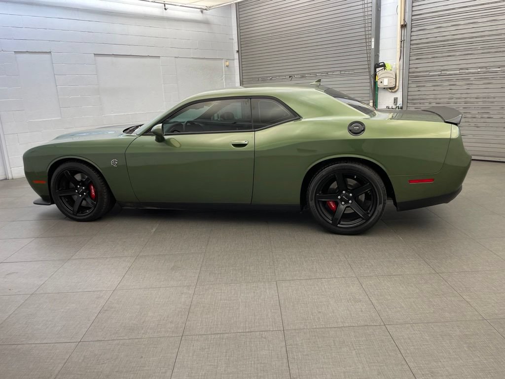 Used 2021 Dodge Challenger SRT Hellcat RWD image 6