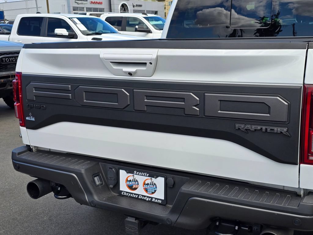 Used 2019 Ford F150 Raptor w/ Equipment Group 802A Luxury AWD/4WD image 13