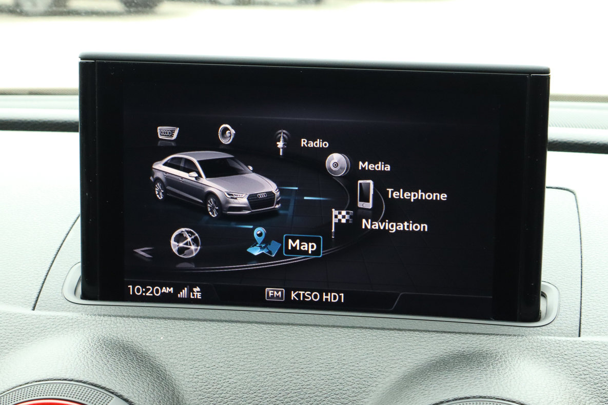 Used 2018 Audi RS 3 w/ Technology Package image 24