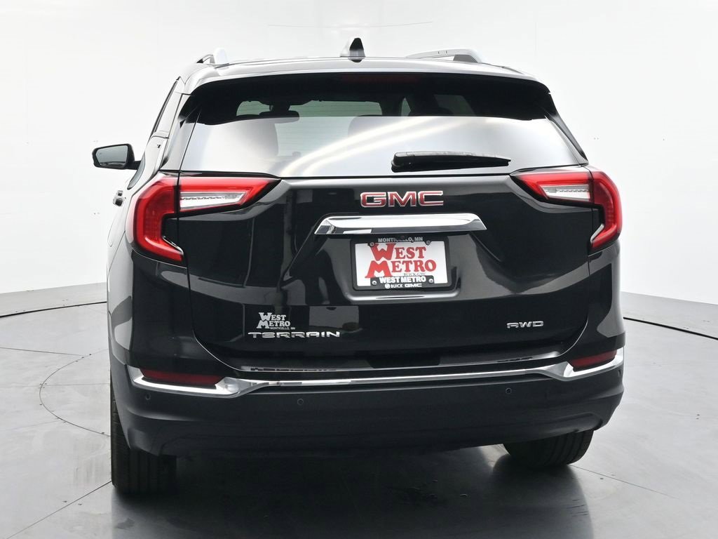 Certified 2024 GMC Terrain SLT w/ Infotainment Package II image 30