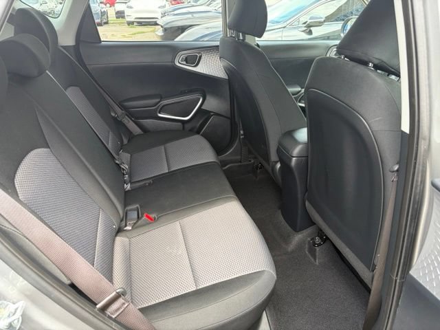 Used 2025 Kia Soul LX w/ LX Technology Package FWD image 30
