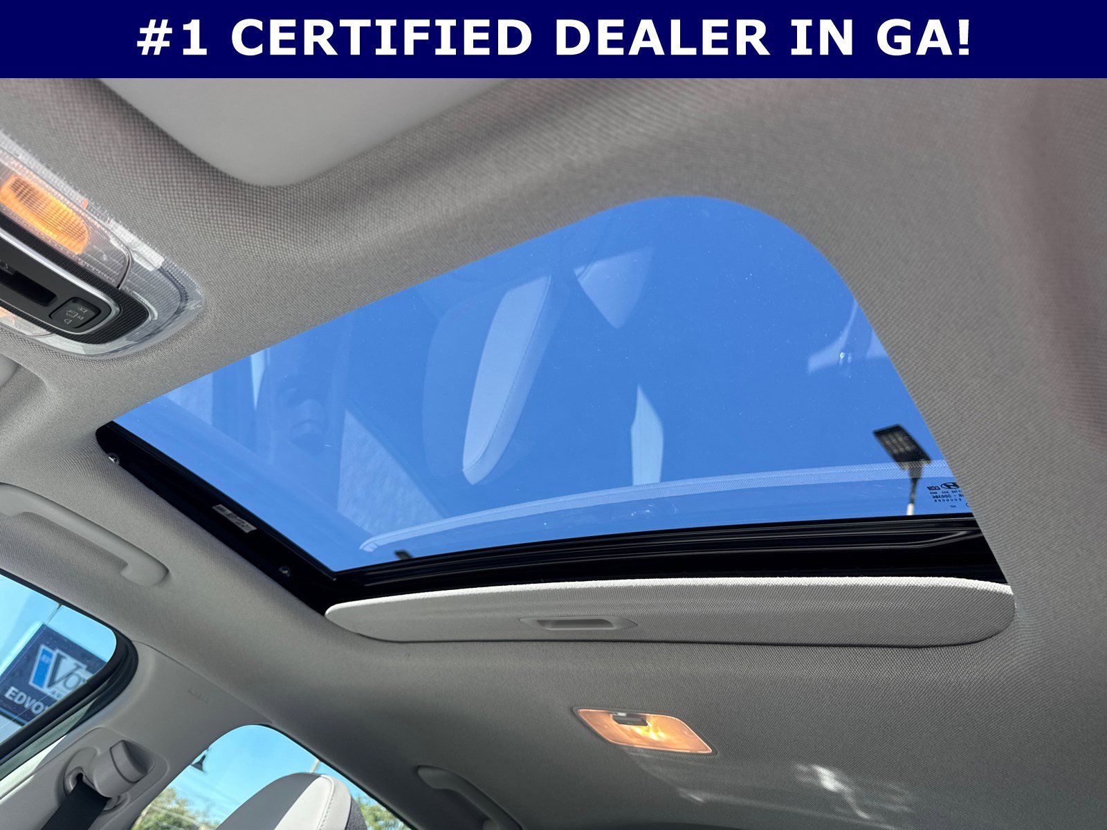 Certified 2025 Hyundai Elantra Limited image 32