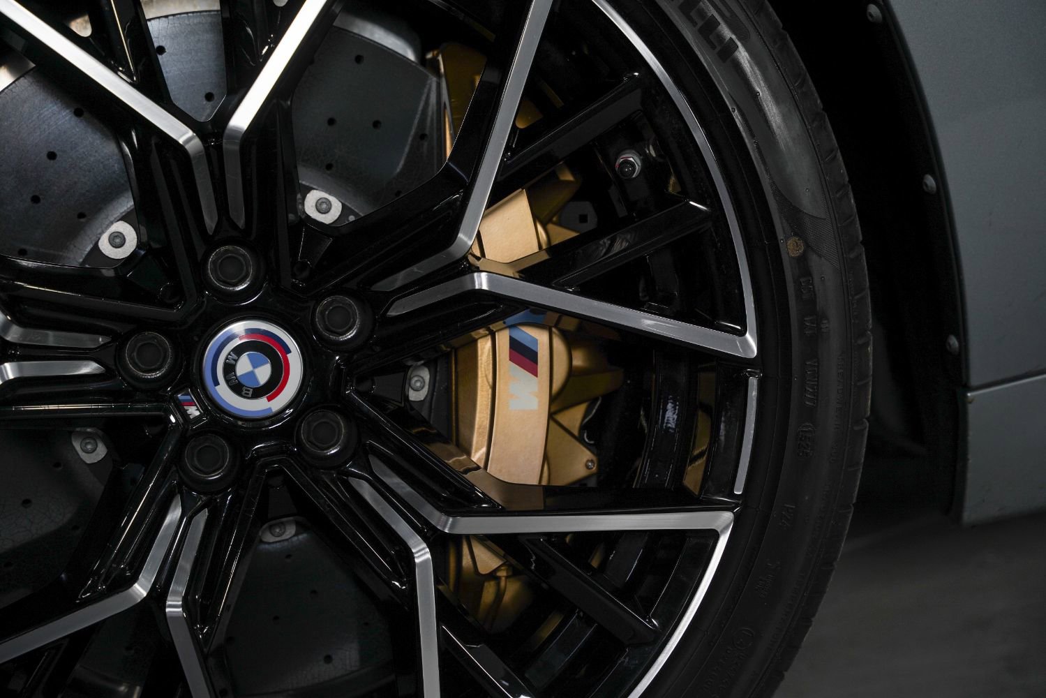 Used 2023 BMW M8 Competition image 18