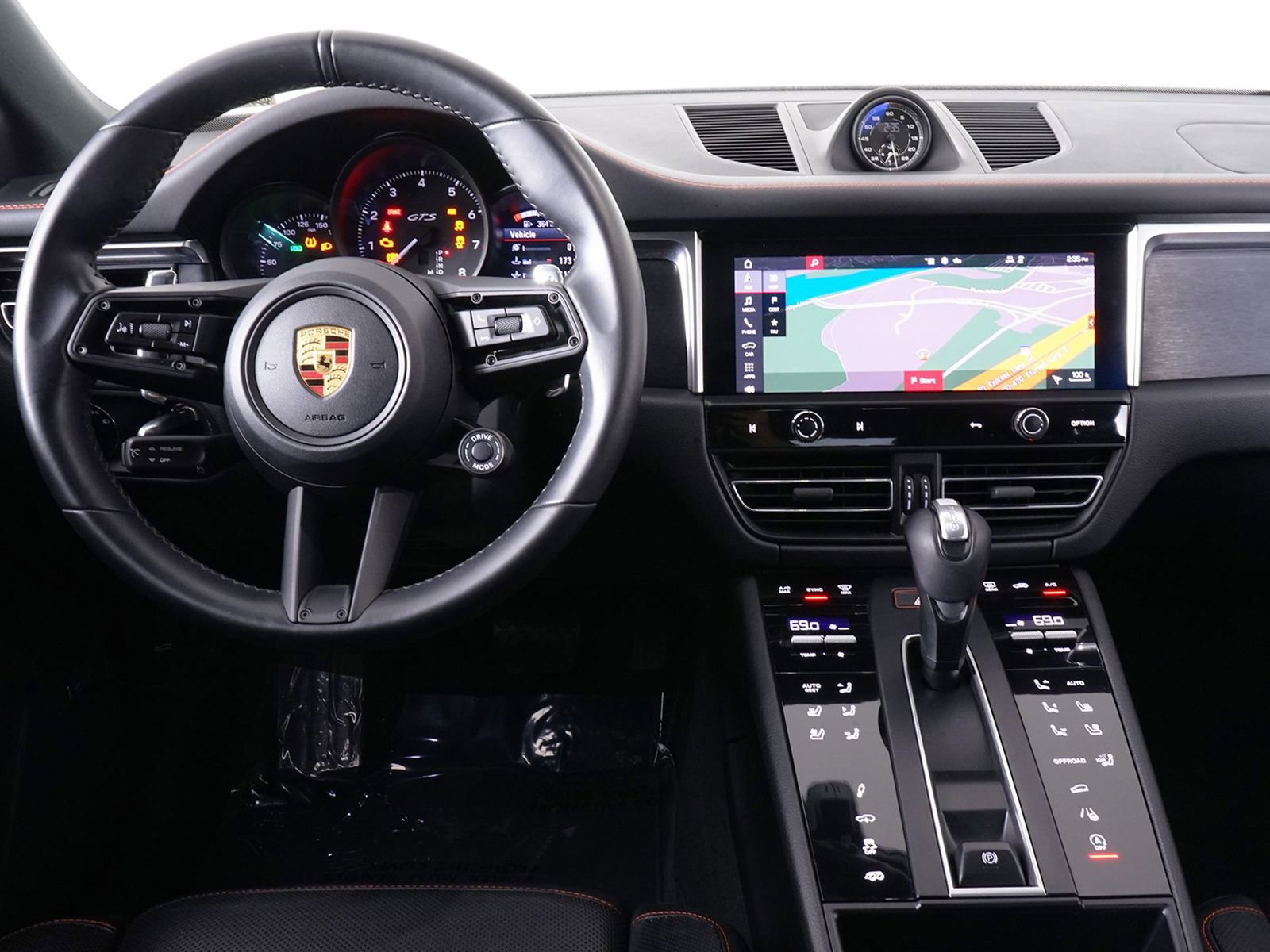 Used 2022 Porsche Macan GTS image 26