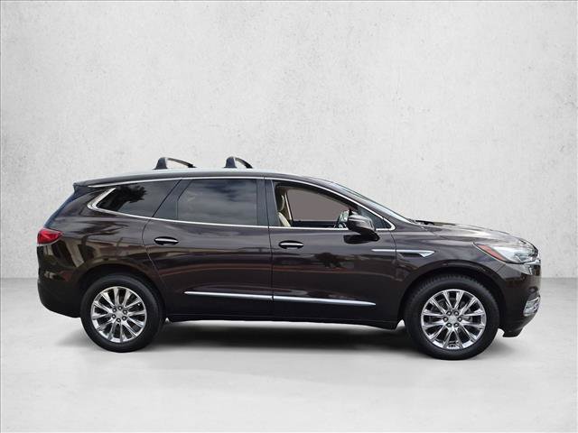 Used 2018 Buick Enclave Premium w/ Experience Buick Package FWD image 4