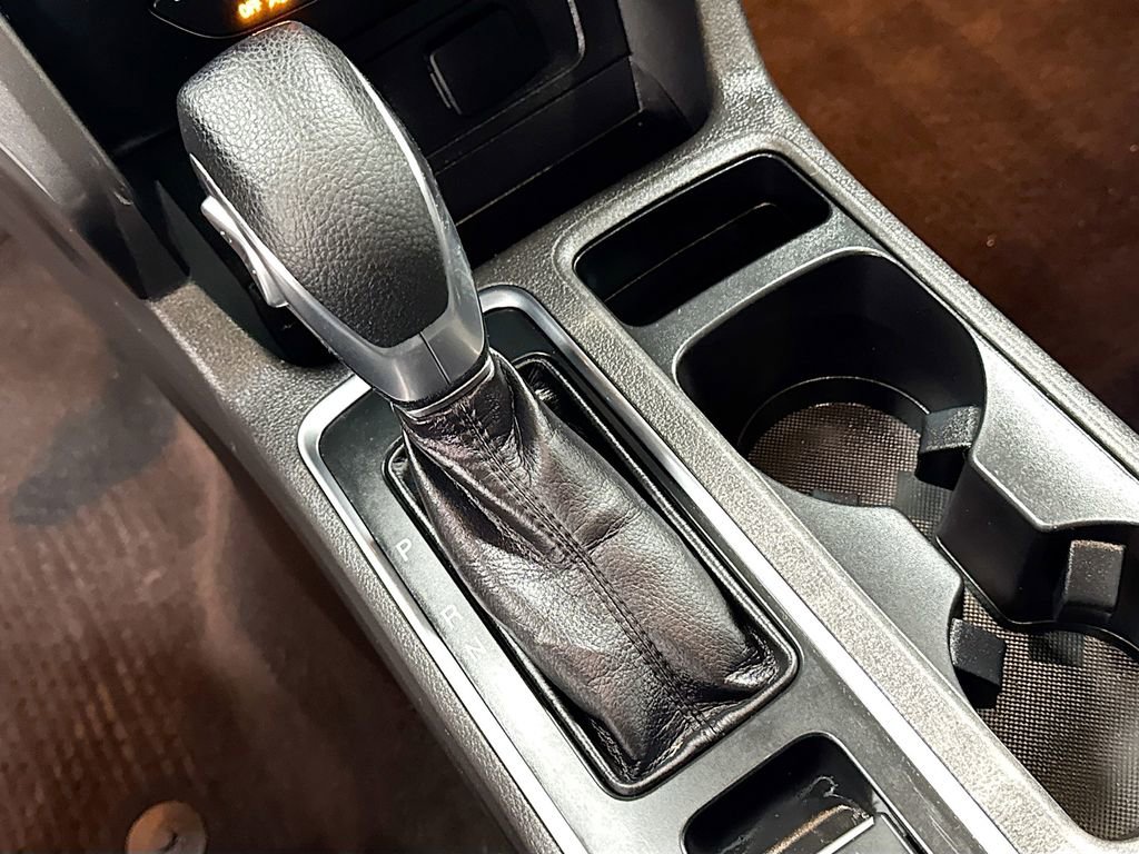 Used 2019 Ford Escape SE image 15