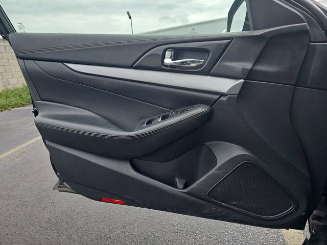 Used 2018 Nissan Maxima 3.5 SV image 23