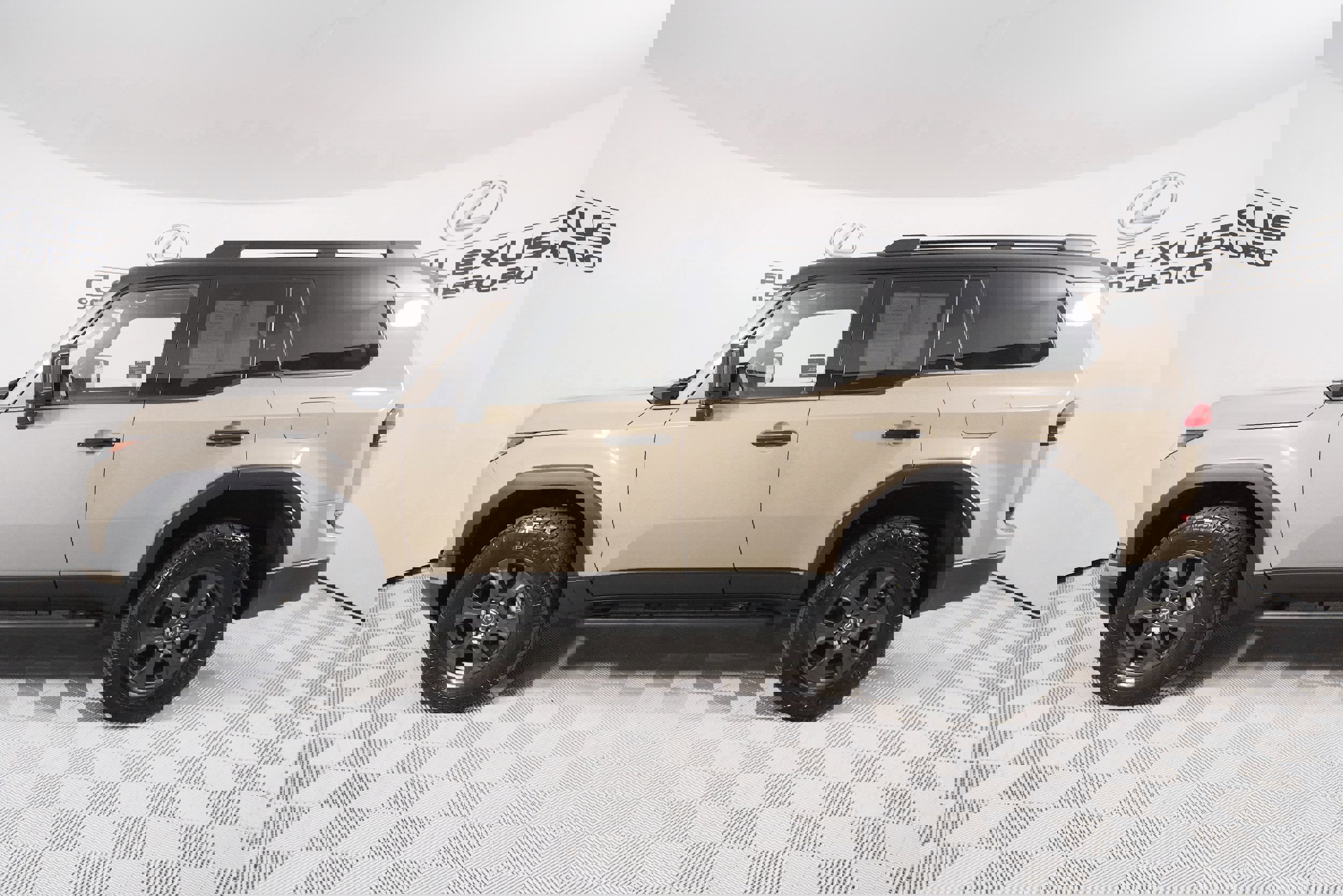 Certified 2024 Lexus GX 550 image 4