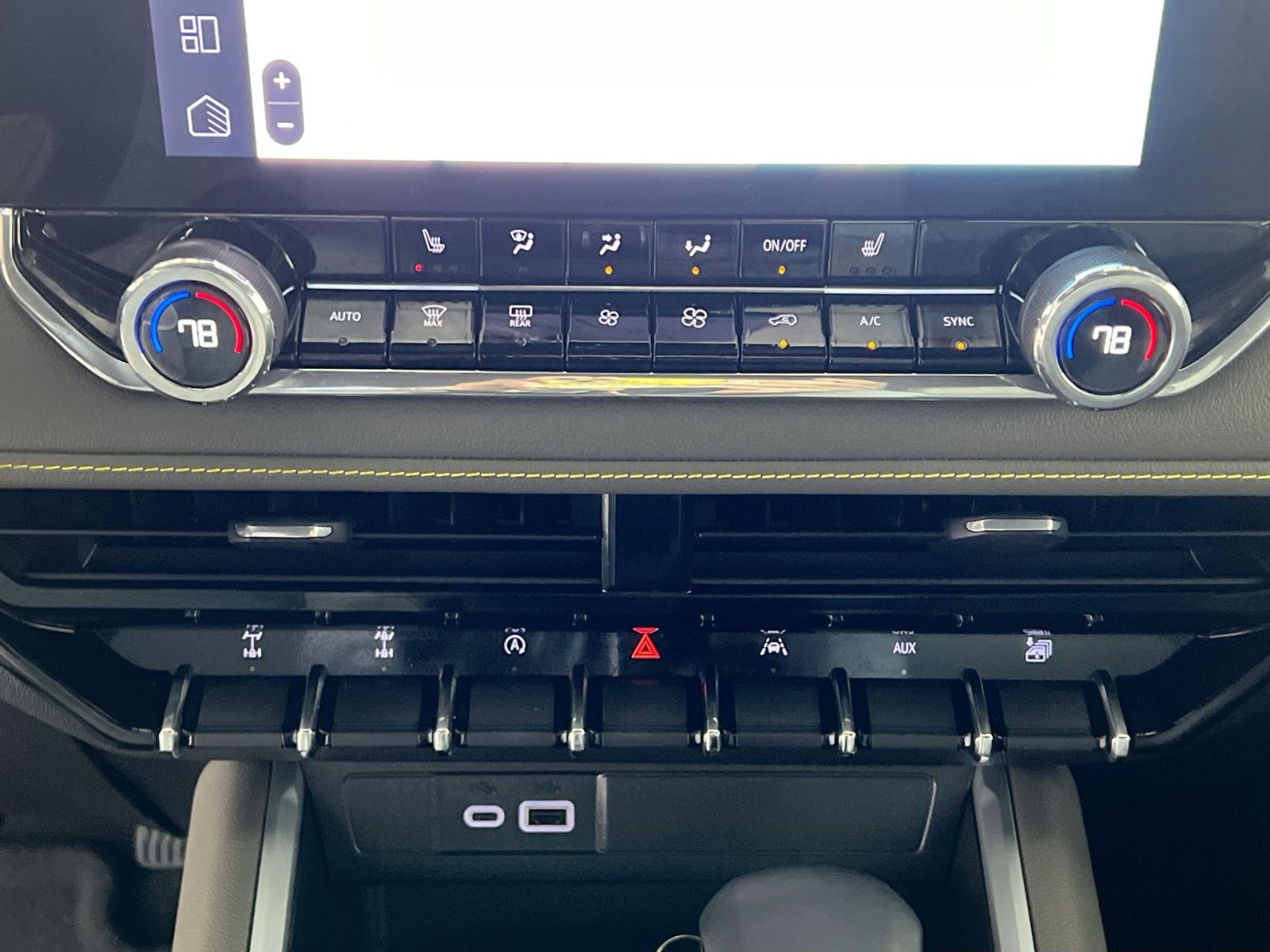 Used 2024 Chevrolet Colorado ZR2 image 20