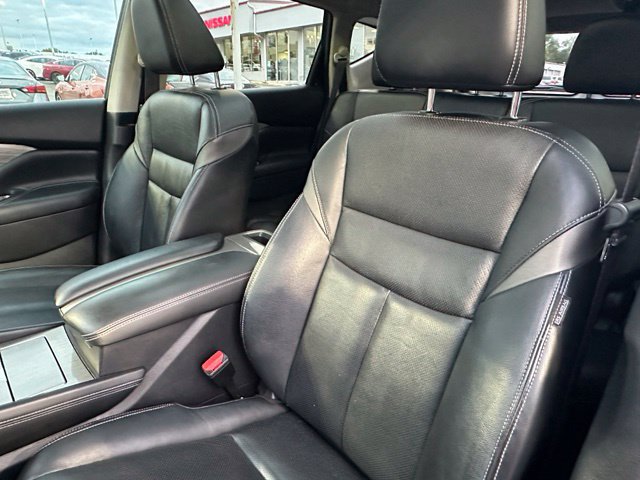 Certified 2016 Nissan Murano Platinum w/ Platinum Technology Package AWD/4WD image 24