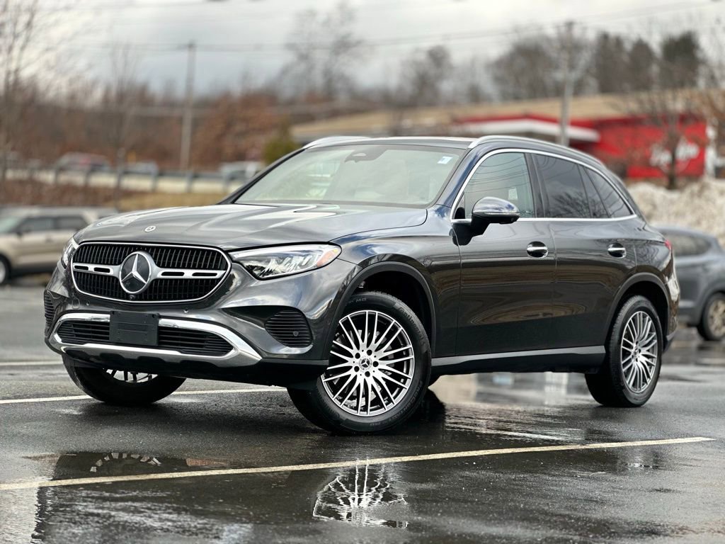 Used 2023 Mercedes-Benz GLC 300 4MATIC video 1