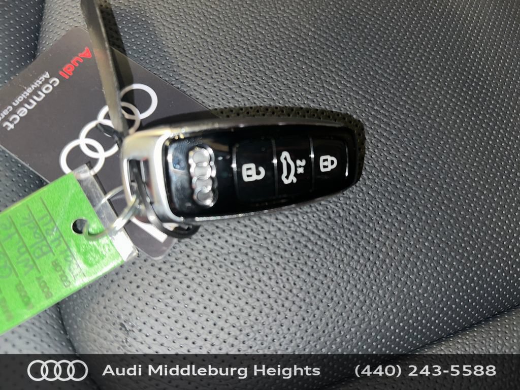 Used 2026 Audi Q8 Premium Plus AWD/4WD image 32