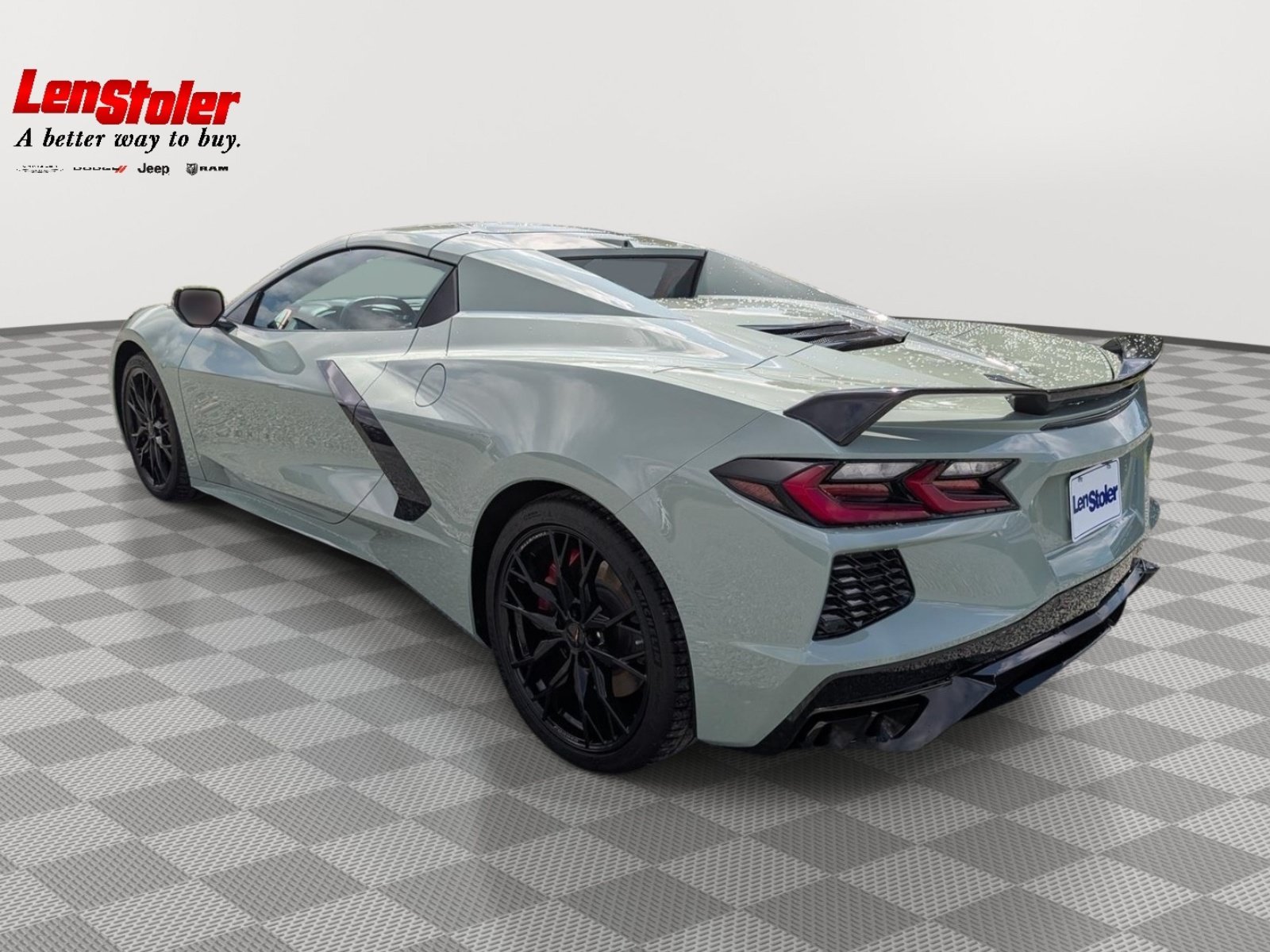Used 2024 Chevrolet Corvette Stingray Premium Conv w/ Z51 Performance Package RWD image 3