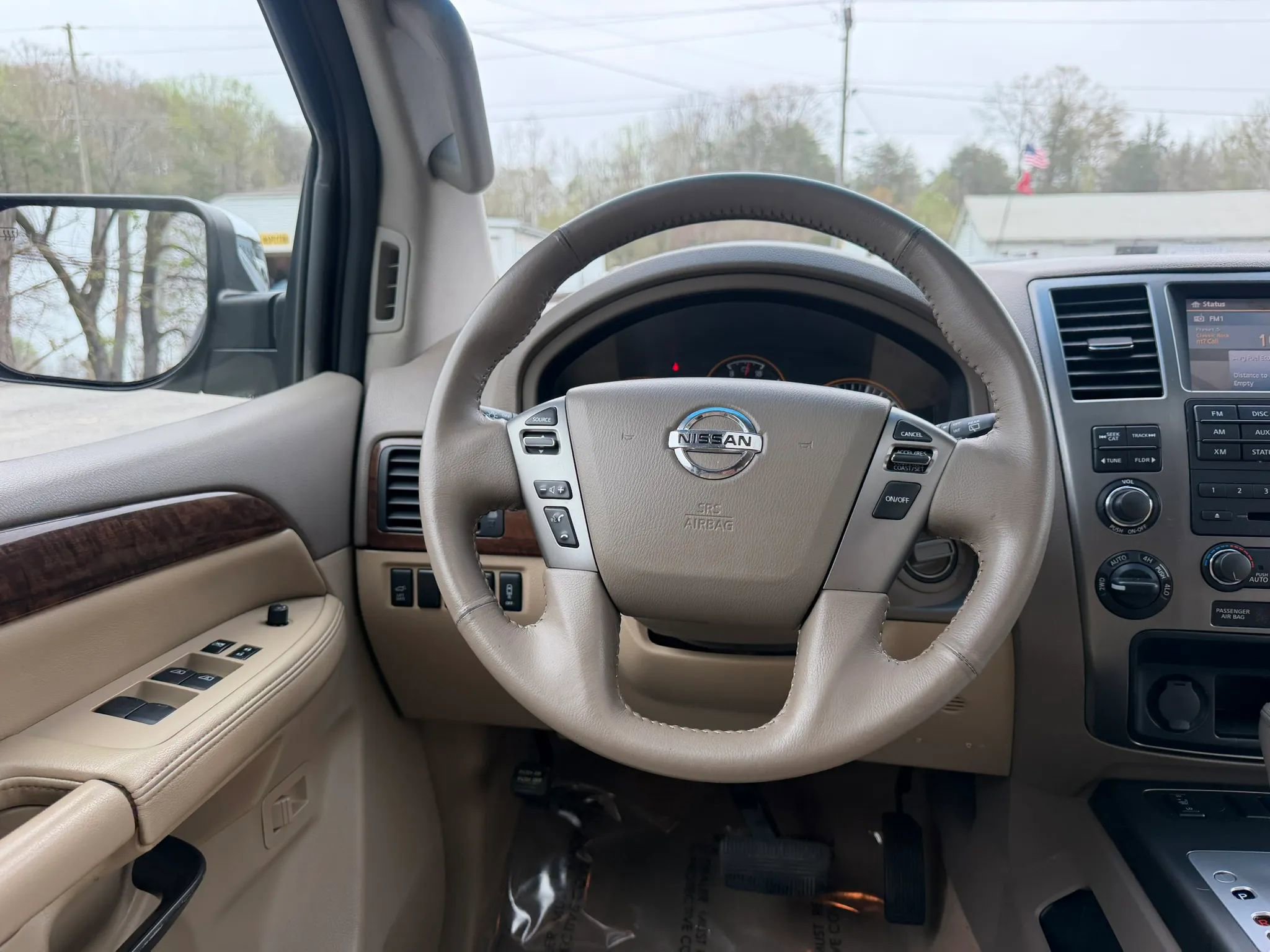 Used 2013 Nissan Armada SL image 33