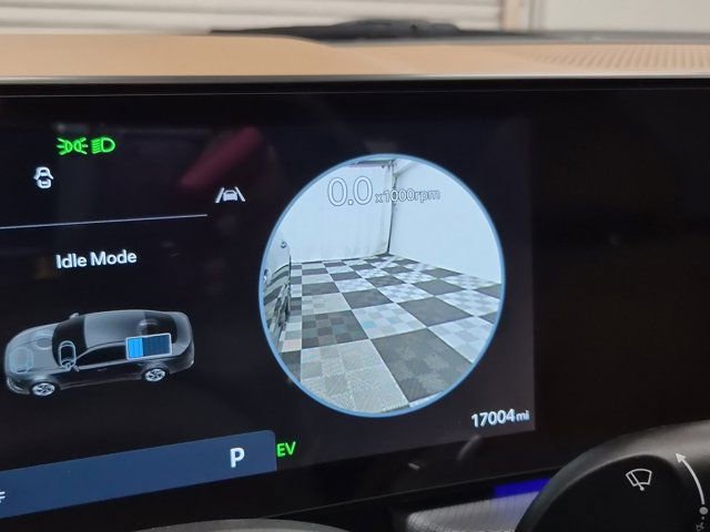 Used 2025 Hyundai Sonata Limited image 36