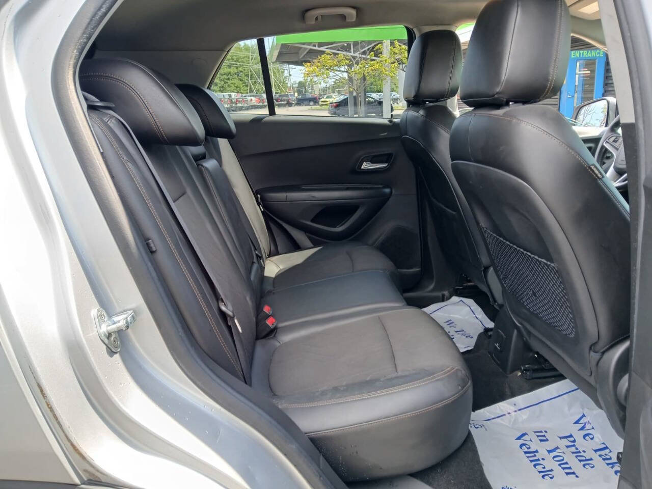 Used 2020 Chevrolet Trax LT w/ LT Convenience Package FWD image 15