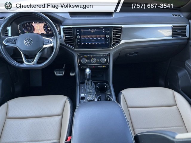 Used 2023 Volkswagen Atlas Cross Sport SEL R-Line image 29