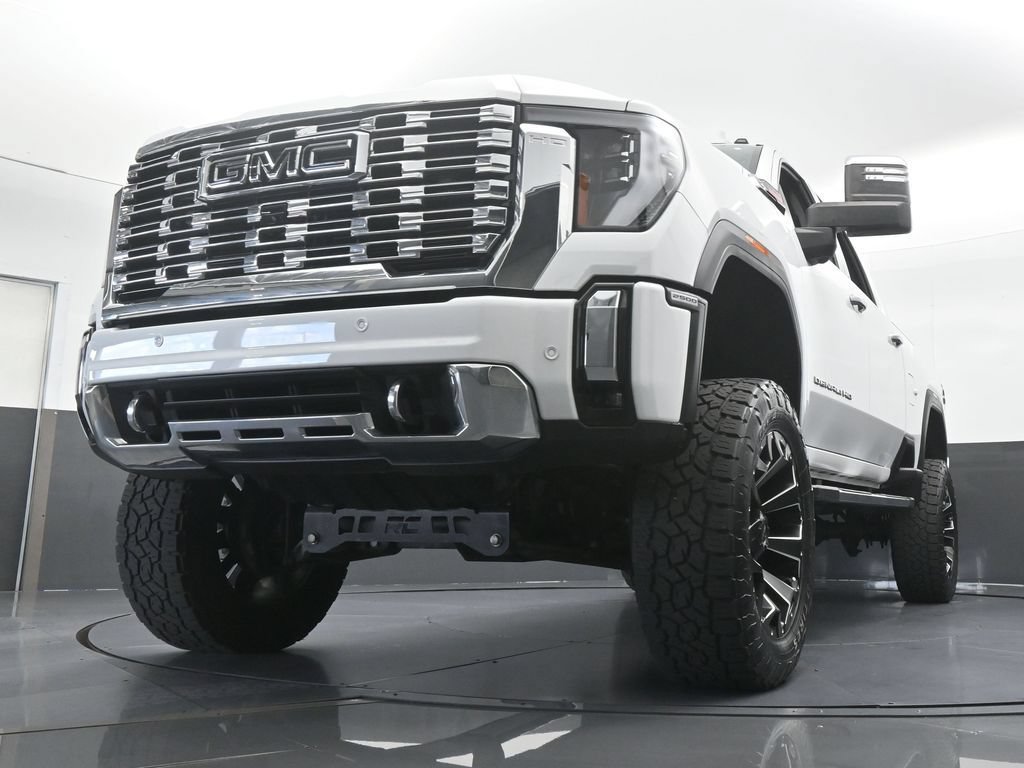 Used 2024 GMC Sierra 2500 Denali w/ Denali Reserve Package AWD/4WD image 70