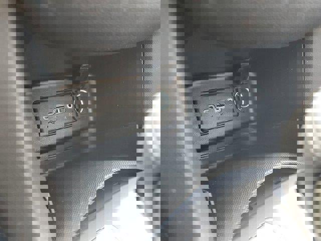 Used 2023 Chevrolet Equinox LT image 28