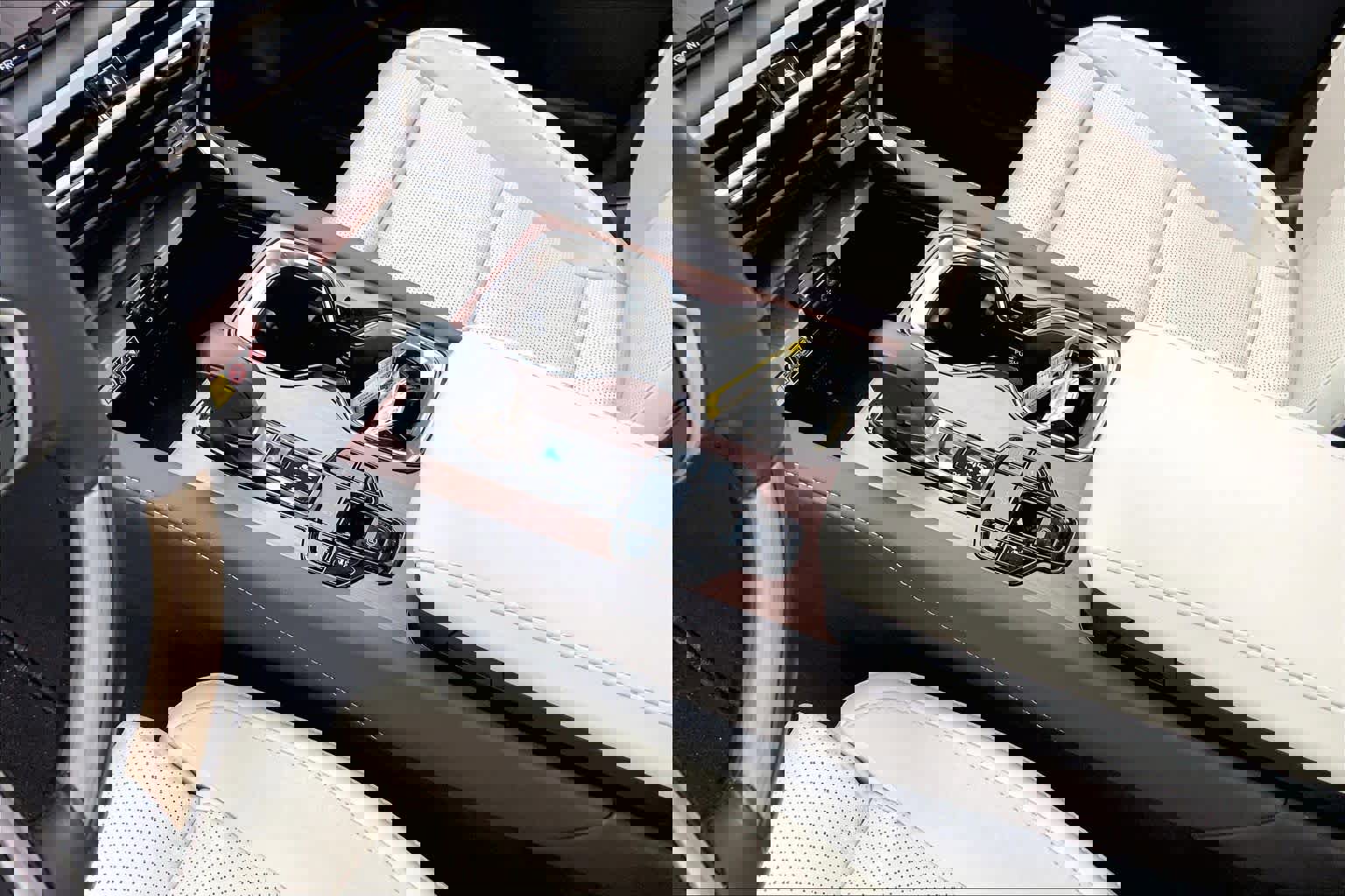 Certified 2023 Lexus RX 350 Luxury w/ Accessory Package (K3) image 17