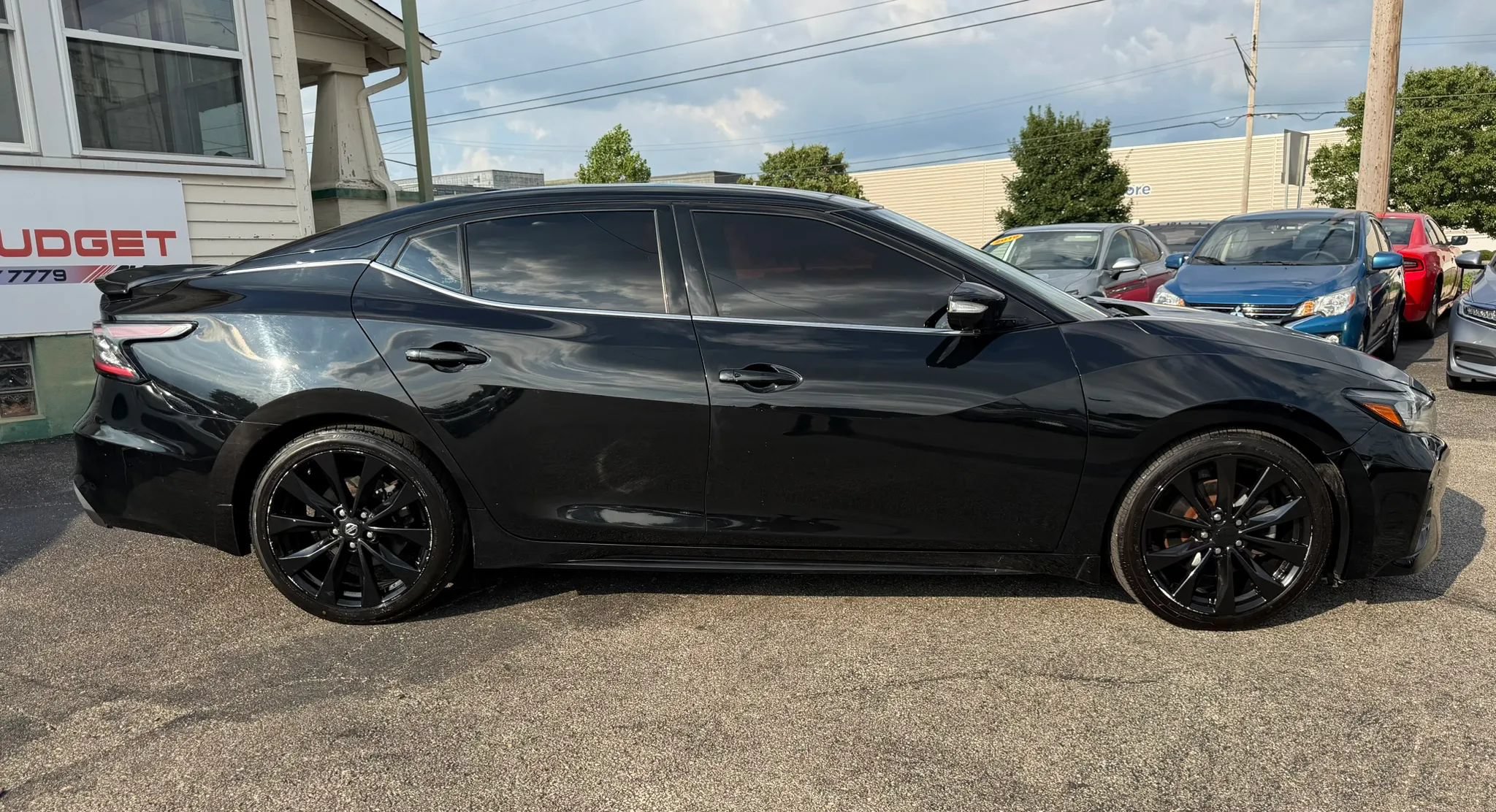 Used 2020 Nissan Maxima SR w/ Sport Mat Group FWD image 6