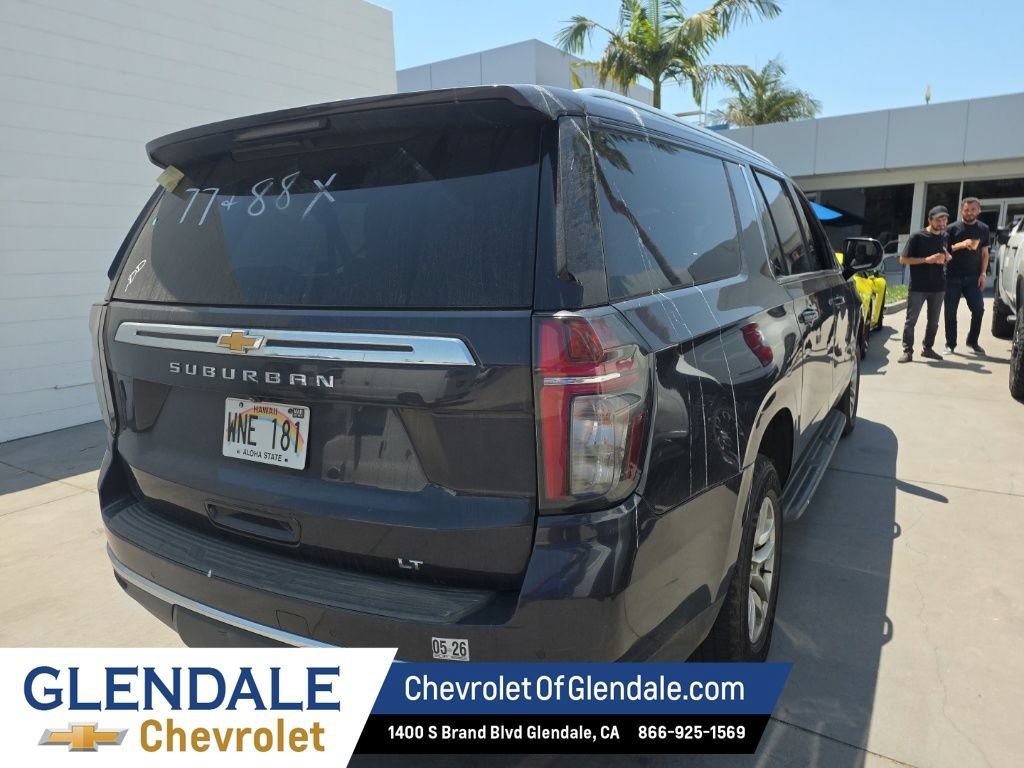 Used 2022 Chevrolet Suburban LT RWD image 6