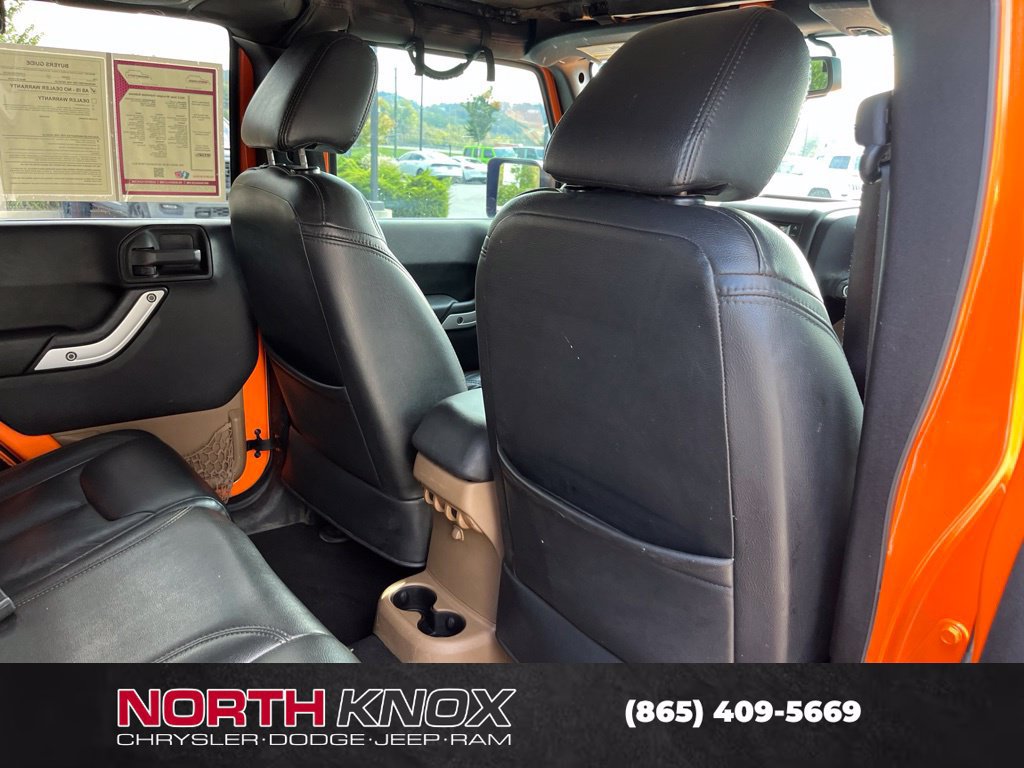 Used 2013 Jeep Wrangler Unlimited Rubicon w/ Connectivity Group AWD/4WD image 22