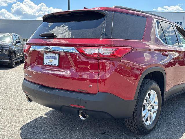 Used 2019 Chevrolet Traverse LT w/ LPO, Black Accent Package AWD/4WD image 18