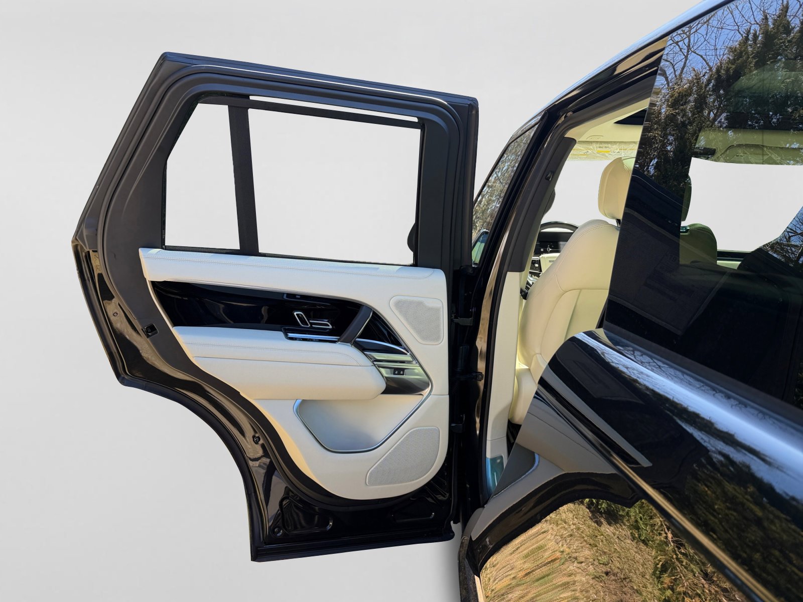 New 2026 Land Rover Range Rover SE AWD/4WD image 17