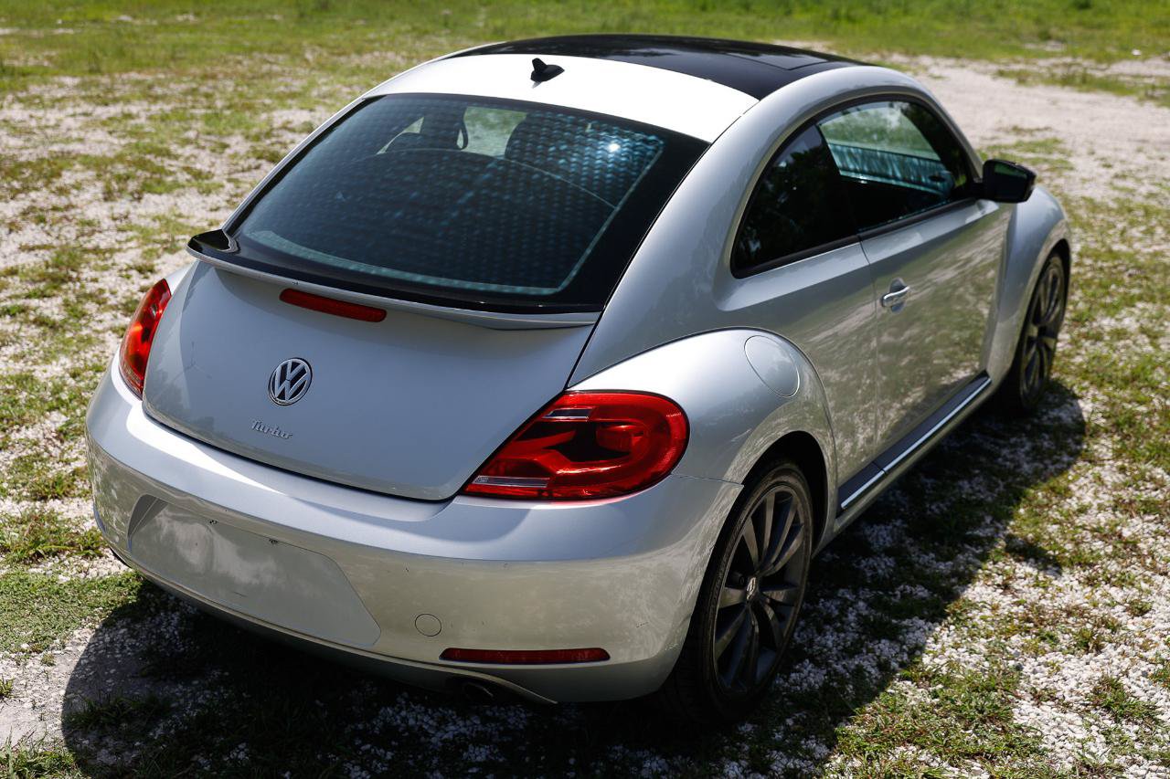 Used 2013 Volkswagen Beetle 2.0T FWD image 11