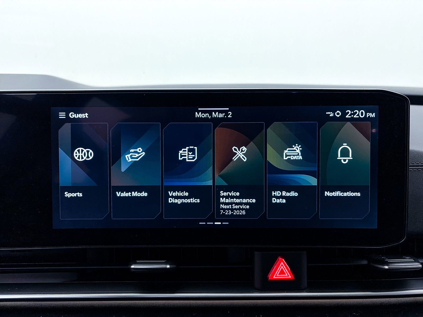 Used 2025 Kia Carnival image 25