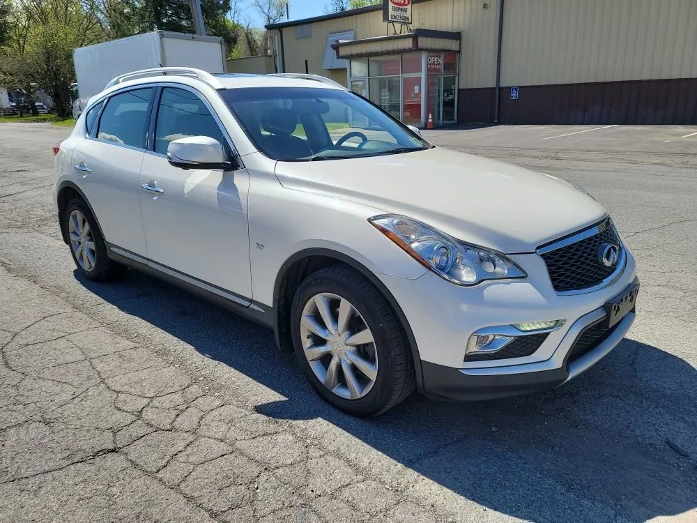 Used 2017 INFINITI QX50 AWD w/ Premium Plus Package image 3