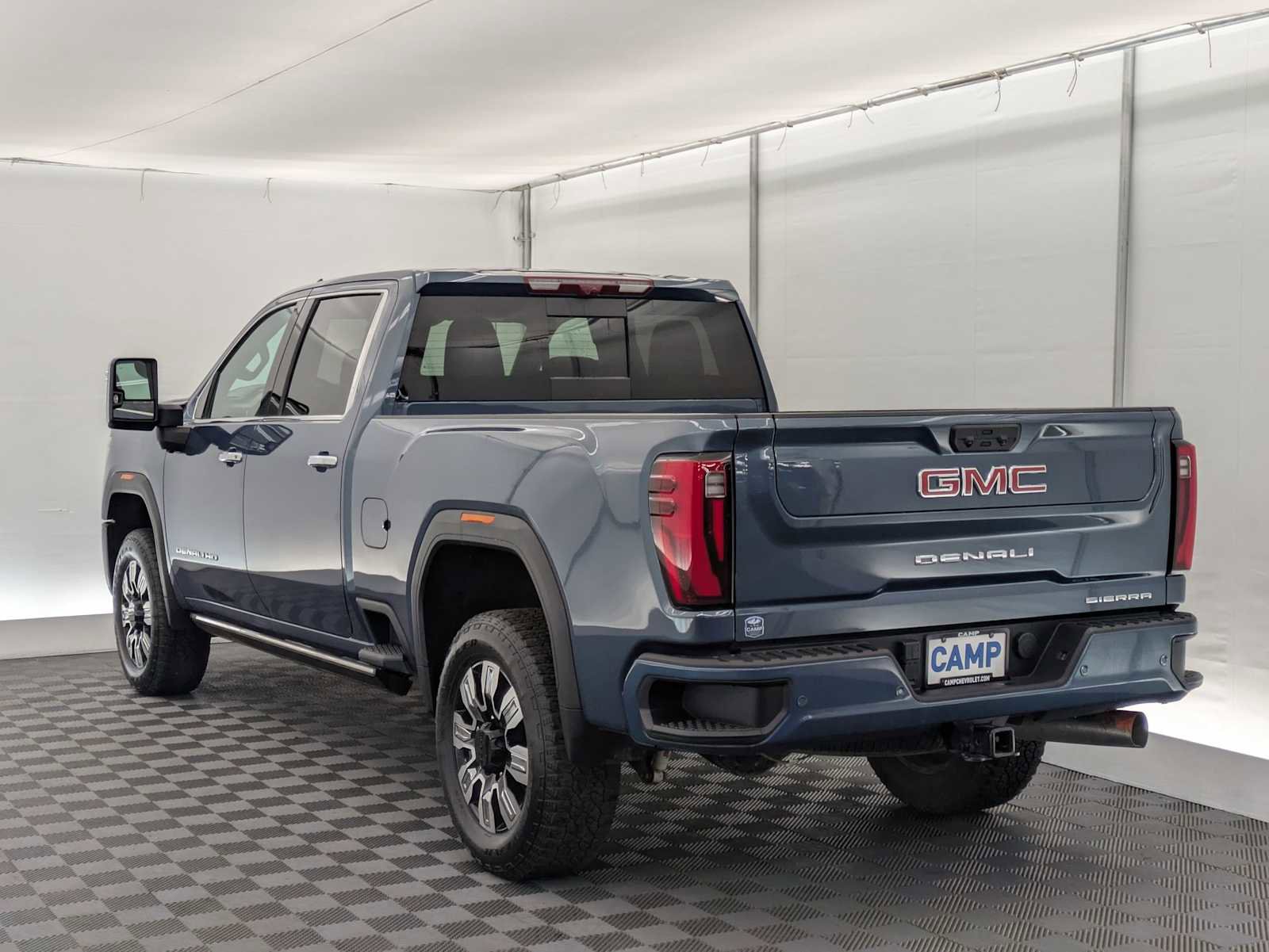 Used 2025 GMC Sierra 2500 Denali w/ Denali Reserve Package image 4