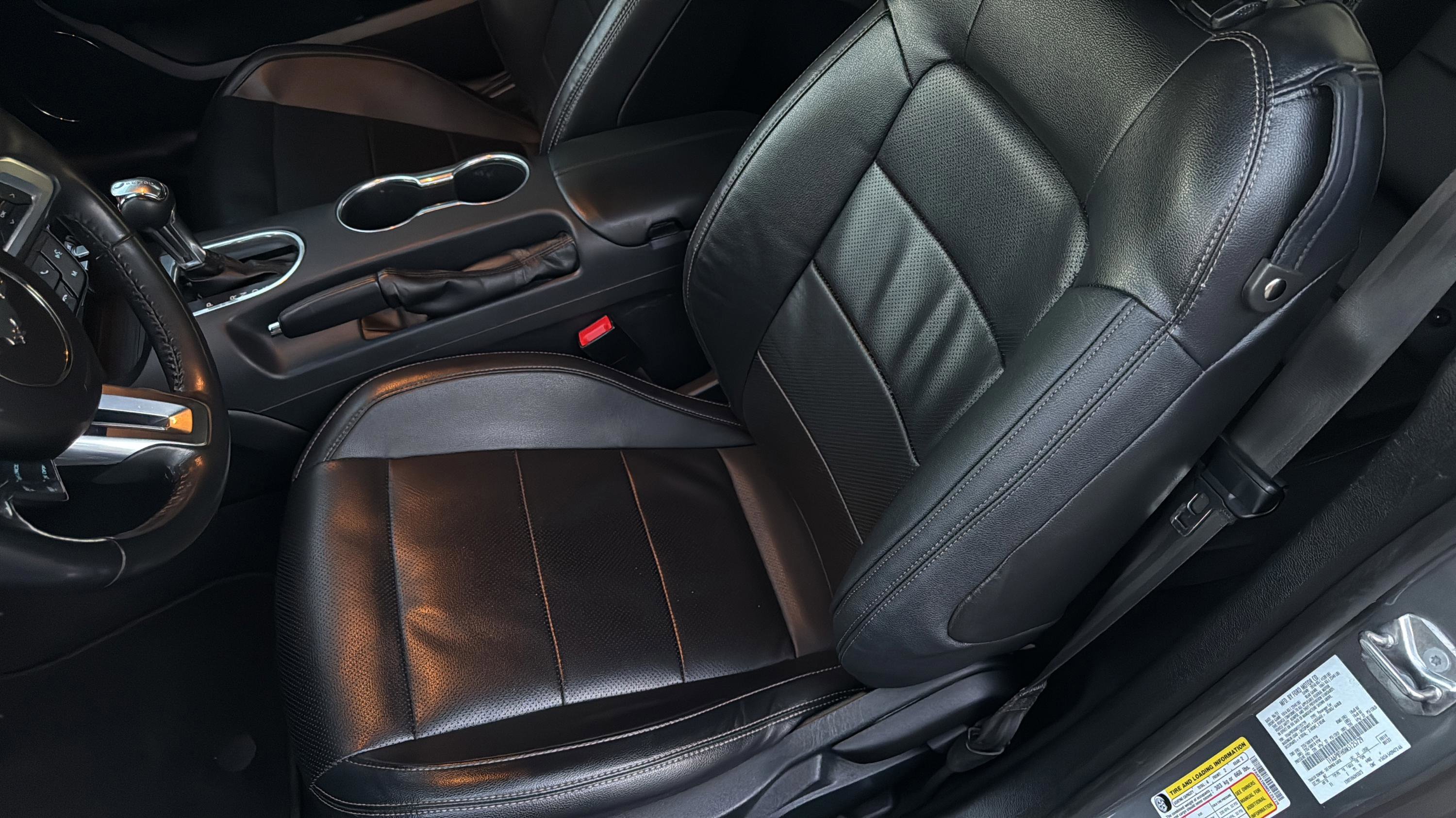 Used 2021 Ford Mustang Premium image 29