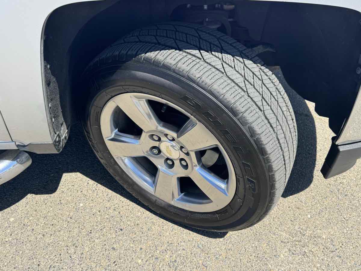 Used 2017 Chevrolet Silverado 1500 LT w/ All Star Edition RWD image 35