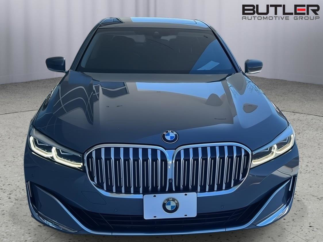 Used 2020 BMW 740i image 9