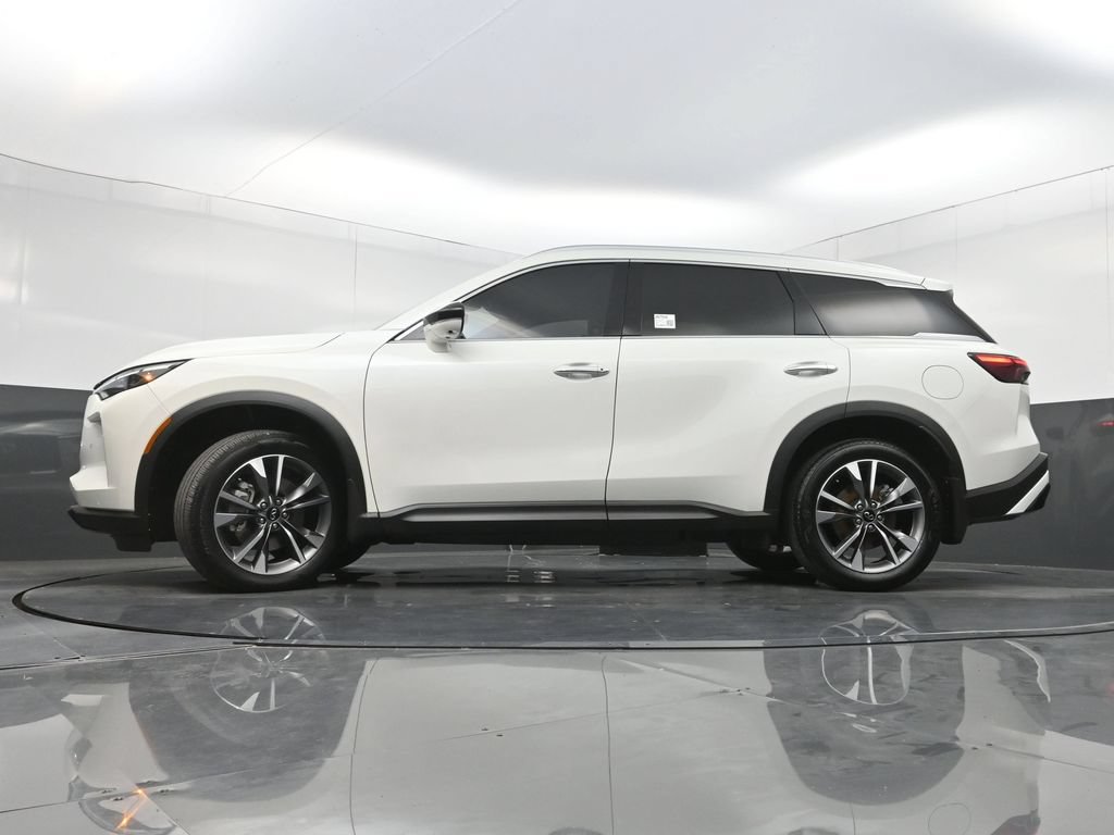 Used 2023 INFINITI QX60 Luxe w/ Vision Package FWD image 33