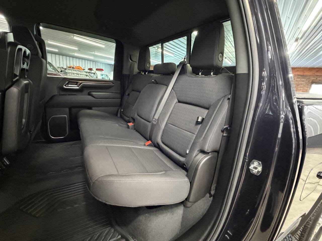 Used 2024 Chevrolet Silverado 2500 LT image 40