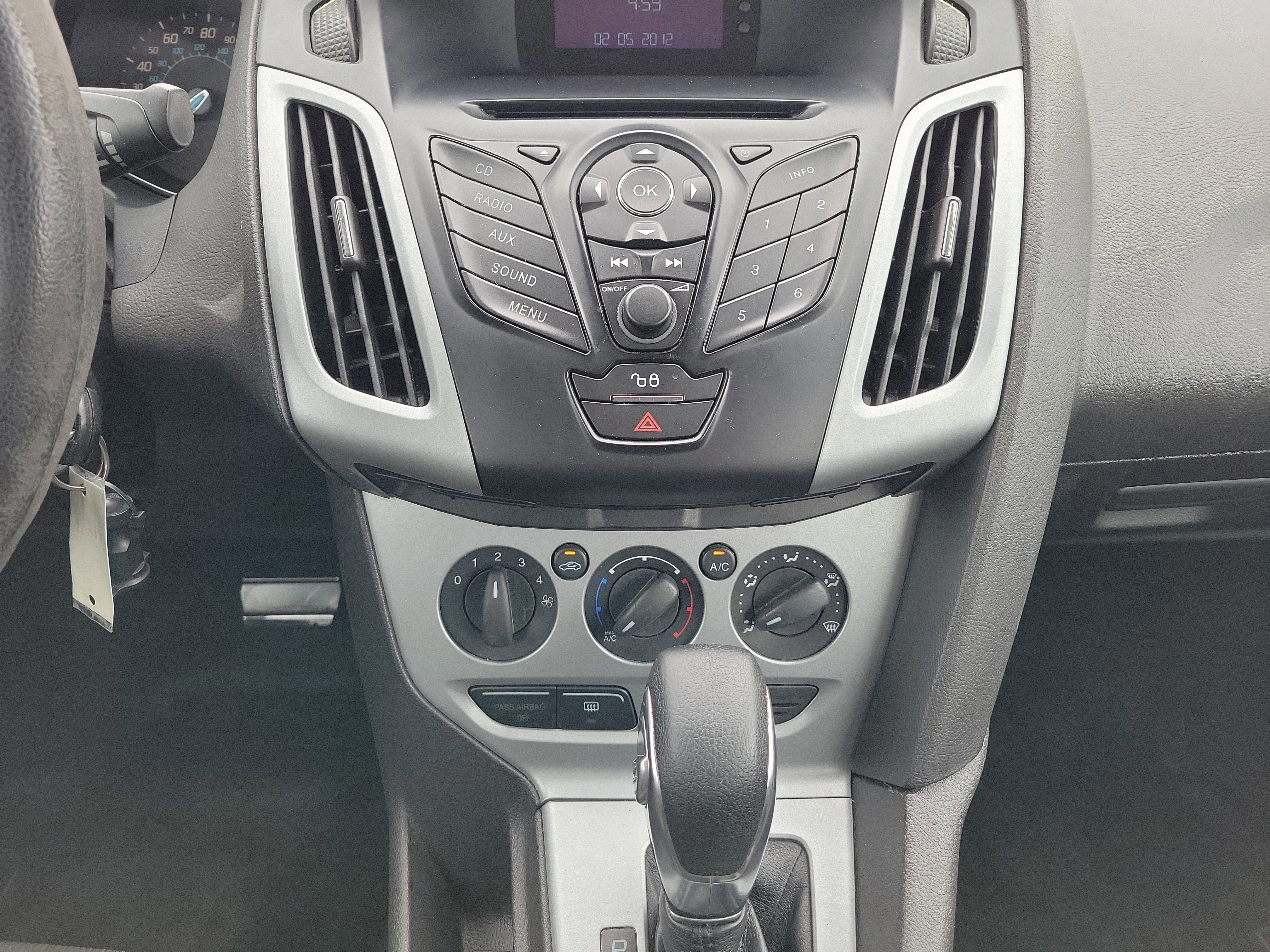 Used 2012 Ford Focus SE FWD image 14