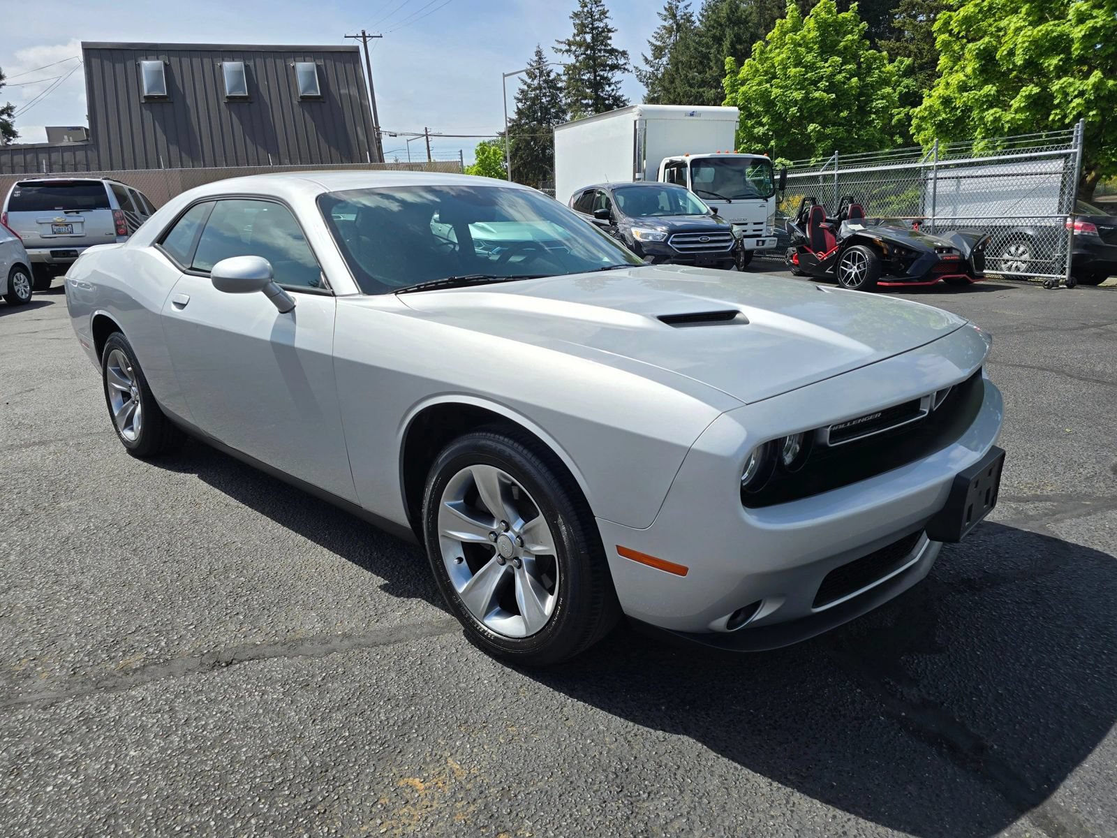 Used 2020 Dodge Challenger SXT RWD image 8