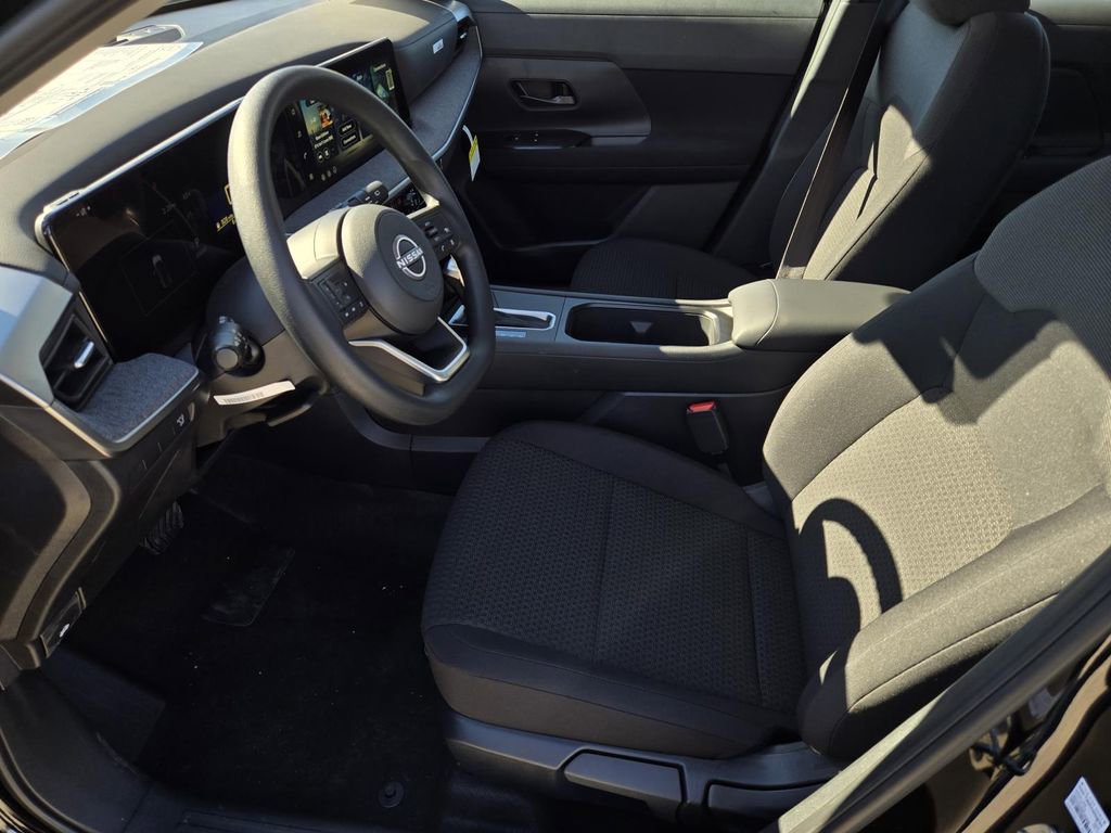 New 2026 Nissan Kicks S FWD image 18