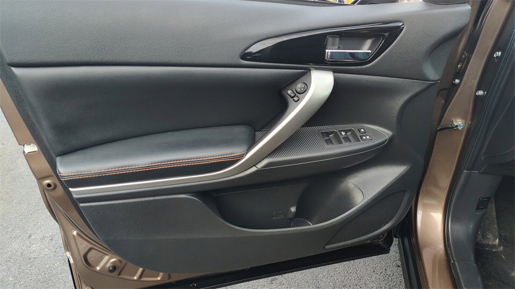 Used 2019 Mitsubishi Eclipse Cross SEL image 7