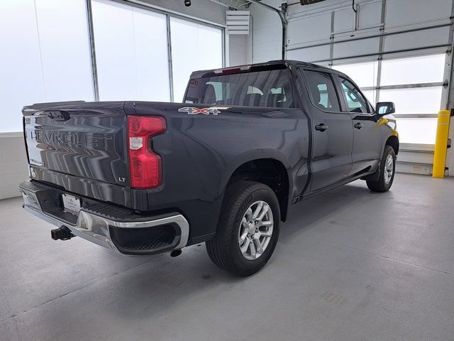 Used 2023 Chevrolet Silverado 1500 LT AWD/4WD image 4