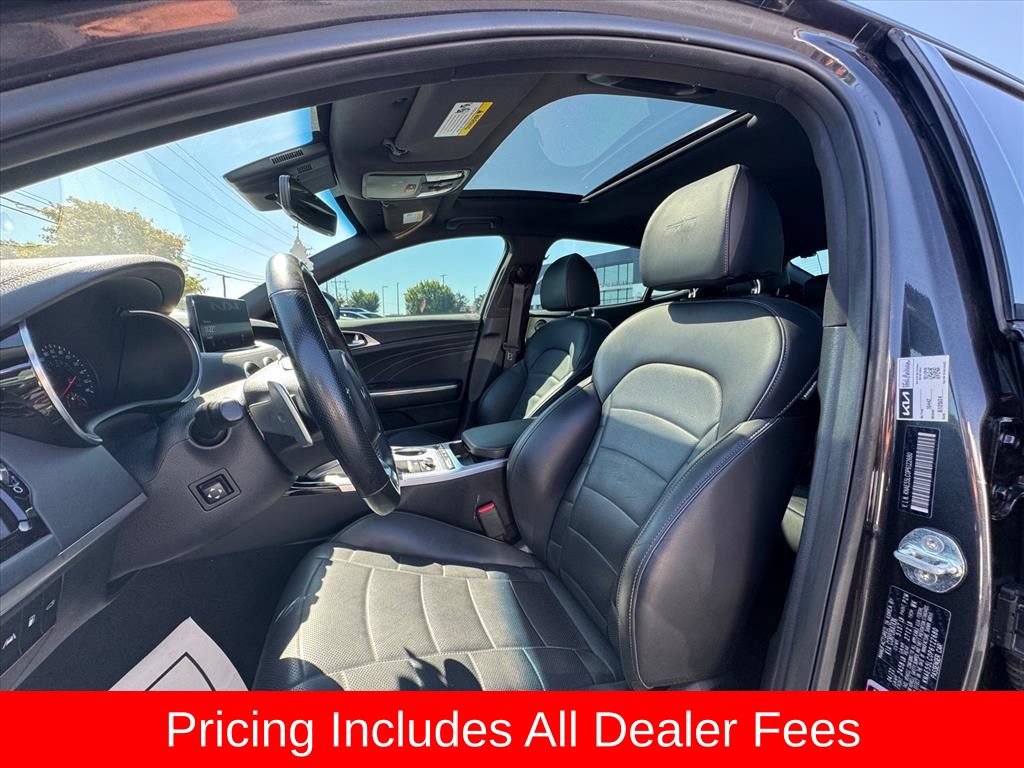 Used 2023 Kia Stinger GT2 AWD/4WD image 17