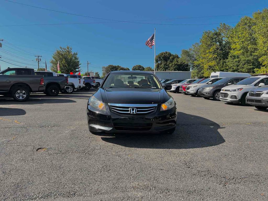 Used 2011 Honda Accord LX-P image 3