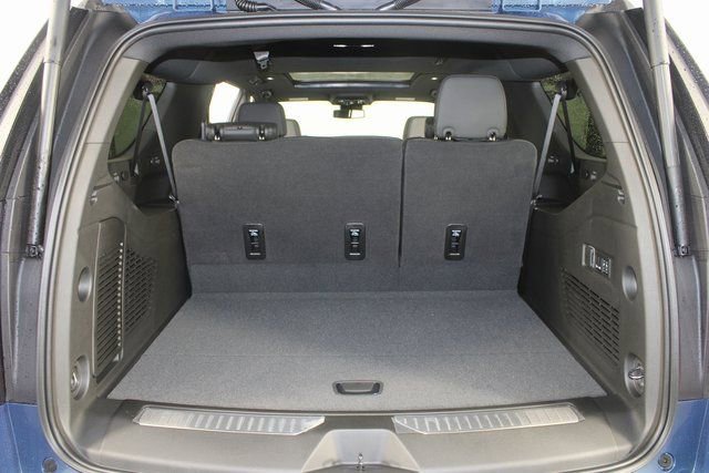 New 2026 GMC Yukon XL Denali w/ Sun & Power Step Package image 24