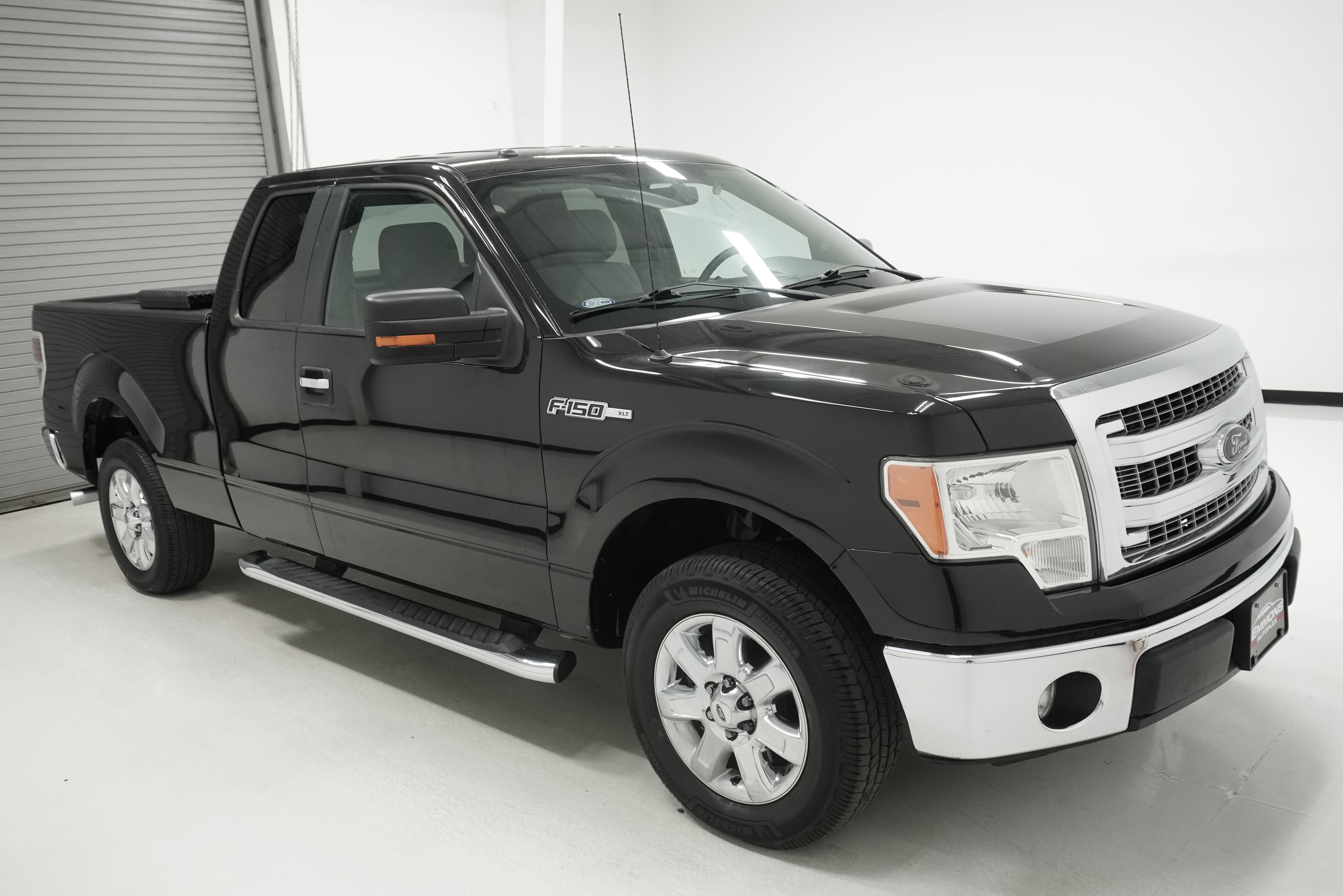 Used 2013 Ford F150 XLT w/ XLT Chrome Pkg image 3