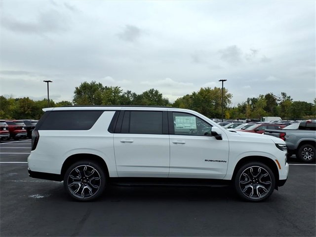 New 2026 Chevrolet Suburban RST w/ Advanced Technology Package image 2